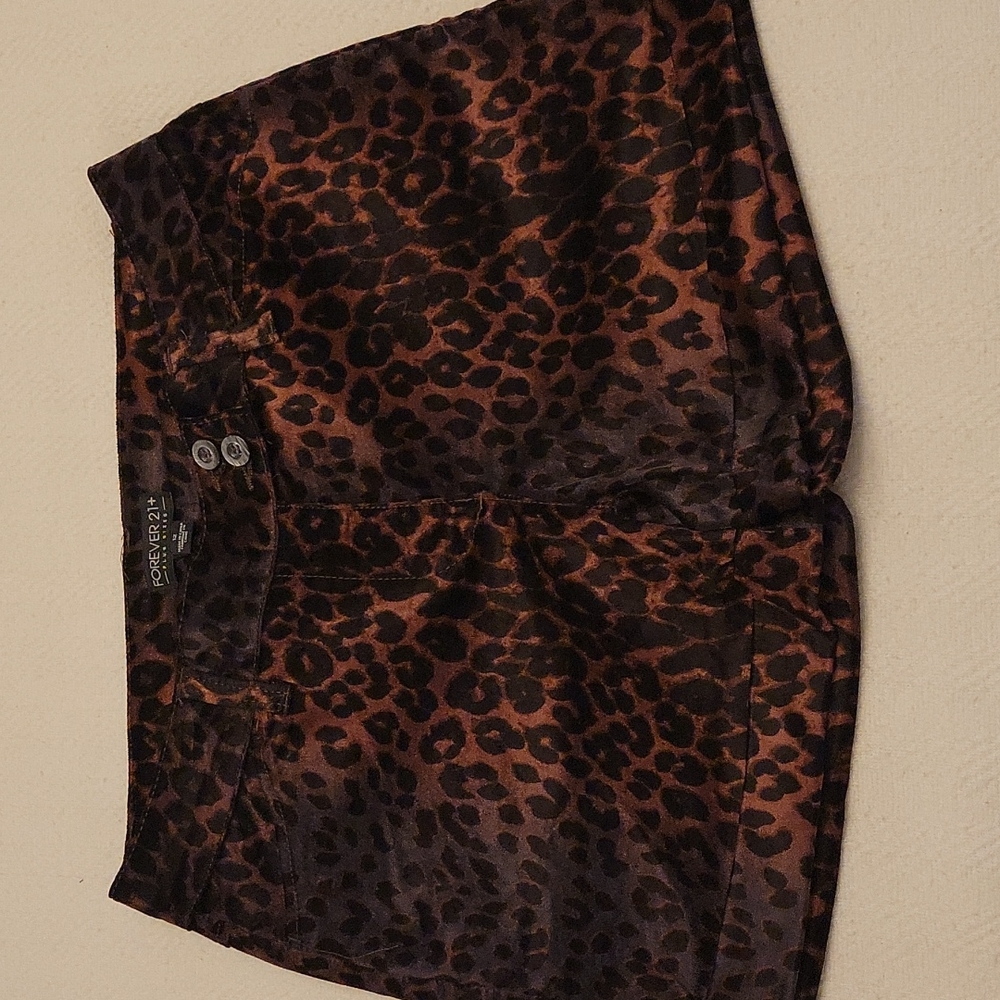 NWT Forever 21 + women's shorts size 12